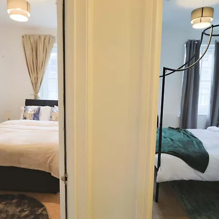 Two Bedroom Flat In St Michael's Hill Appartamento *