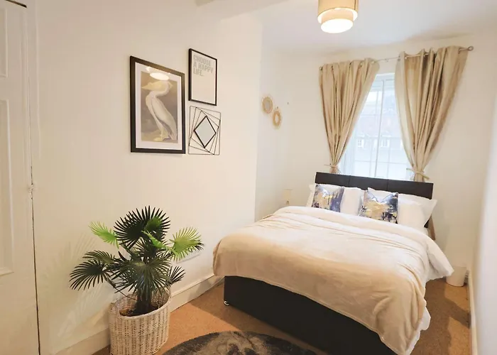 شقة Two Bedroom Flat In St Michael's Hill بريستول